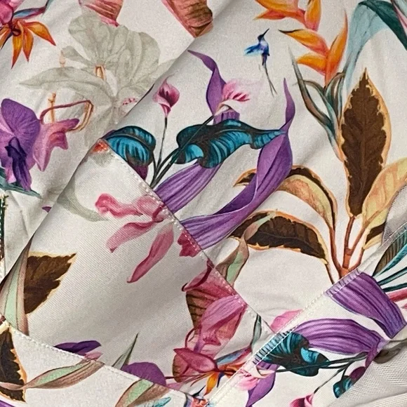 Cacique Women's Lightly Lined Full Coverage Bras (2) Size 46D - Picture 5 of 8